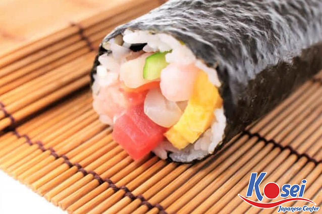 sushi cuộn dài Ehomaki
