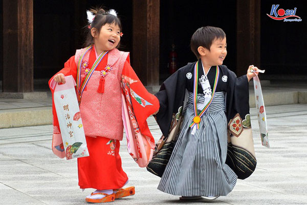 lịch sử và thiết kế của Kimono