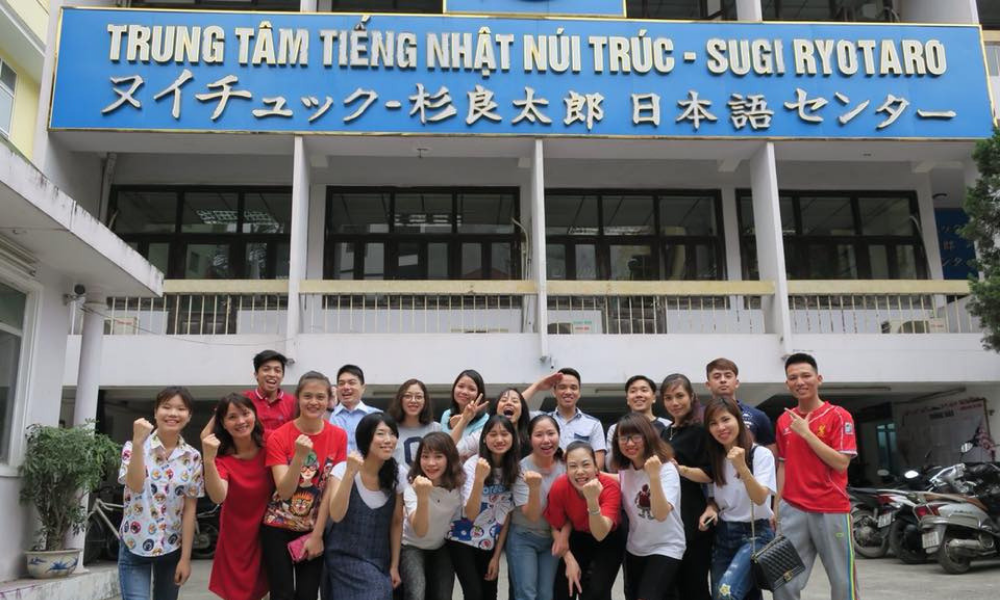 Trung tâm tiếng Nhật Núi Trúc