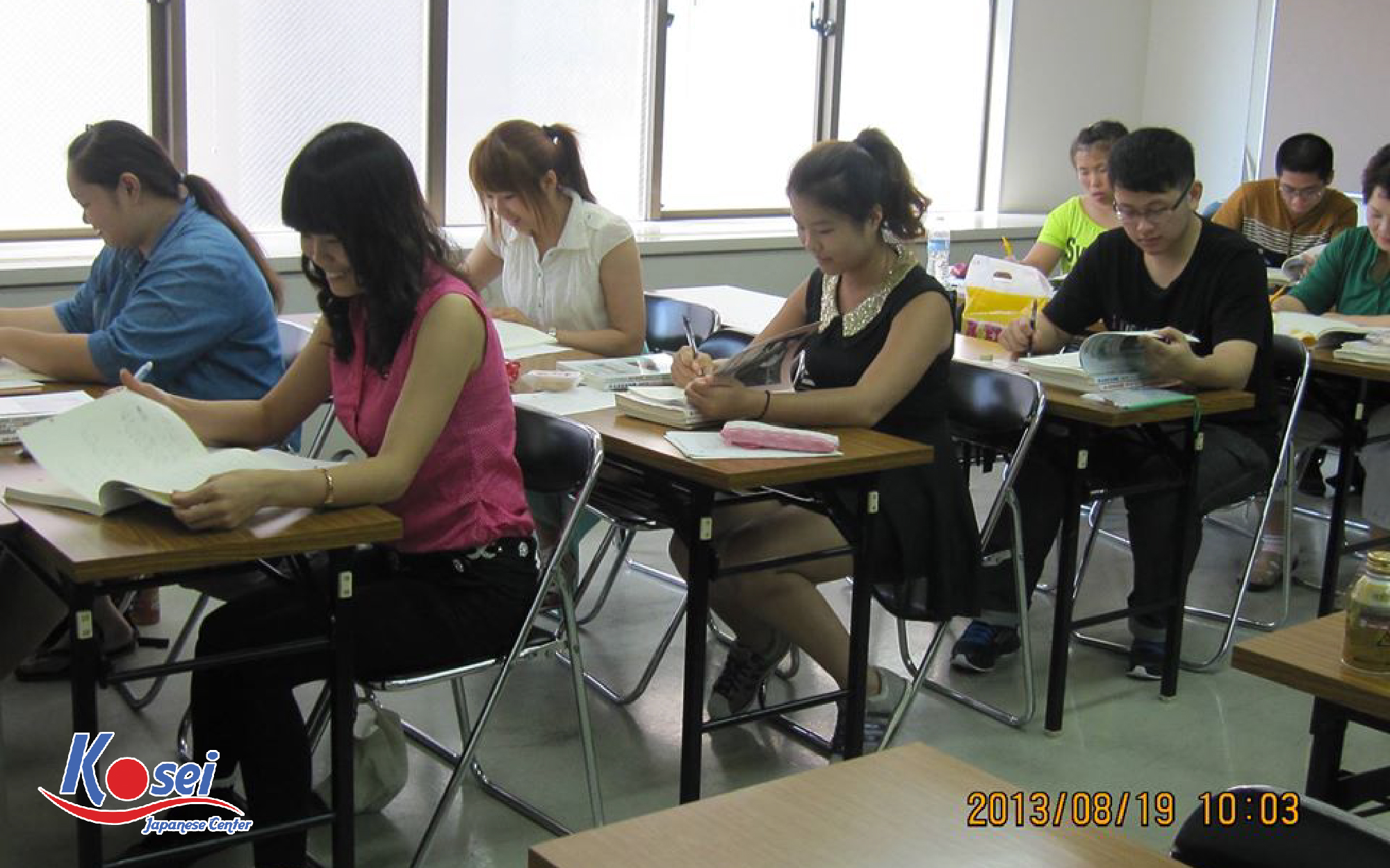 Học viện ngoại ngữ Asuka