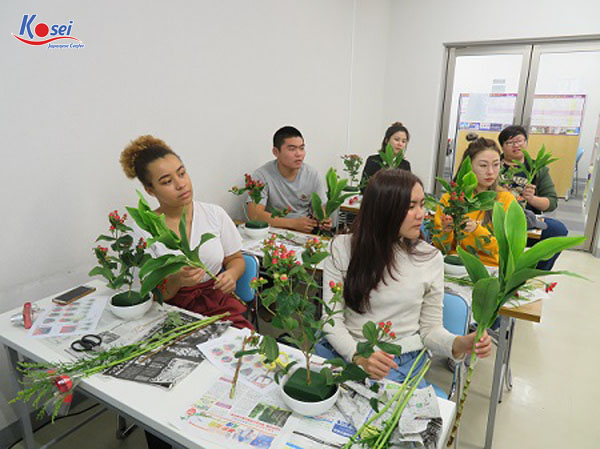 Trường Cao đẳng Ngoại ngữ FUTABA