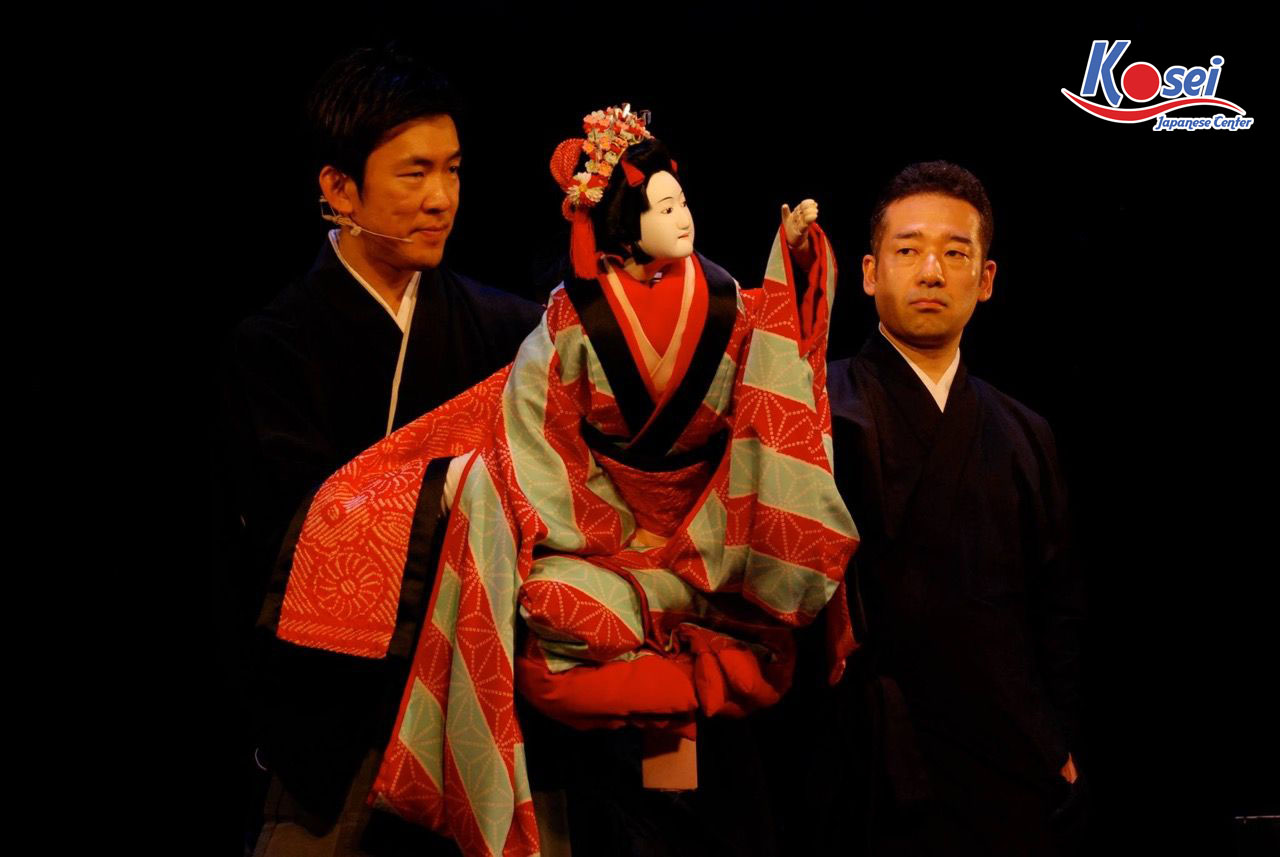 Nghệ Thuật Kịch Muá Rối Bunraku Ở Nhật Bản Có Giống Việt Nam?
