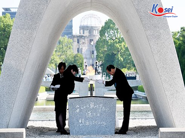Kinh hoàng sau vụ ném bom nguyên tử xuống HIROSHIMA năm 1945