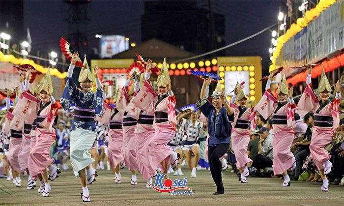 Tháng 8, Obon phong cách Hawaii