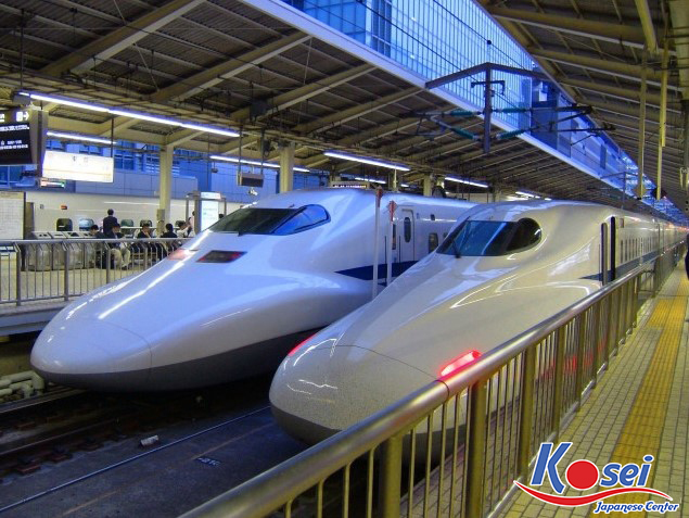 tàu shinkansen, shinkansen nhật bản, đi tàu shinkansen, tàu cao tốc shinkansen, tàu cao tốc shinkansen của nhật bản, tàu cao tốc shinkansen ở nhật bản, tàu cao tốc shinkansen nhật bản, cận cảnh tàu cao tốc shinkansen, trải nghiệm tàu cao tốc shinkansen, cách đi tàu shinkansen