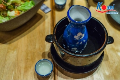 Cách uống rượu Sake Nhật Bản 