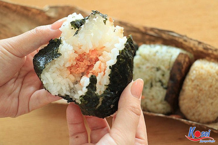 cơm nắm onigiri nhật bản, cách làm cơm nắm nhật bản onigiri, cơm nắm onigiri, cách làm cơm nắm onigiri