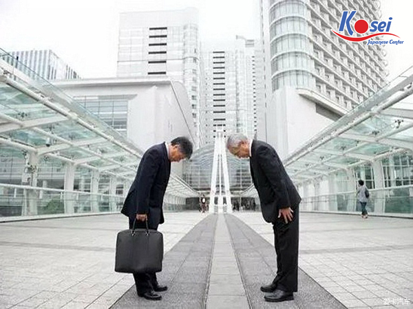văn hóa cúi chào của người nhật