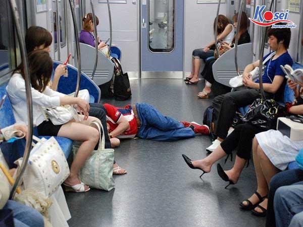 văn hóa ngủ gật ở nhật bản