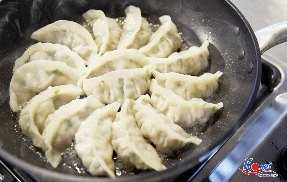 sủi cảo gyoza nhật bản, gyoza nhật bản, sủi cảo nhật, há cảo gyoza nhật bản